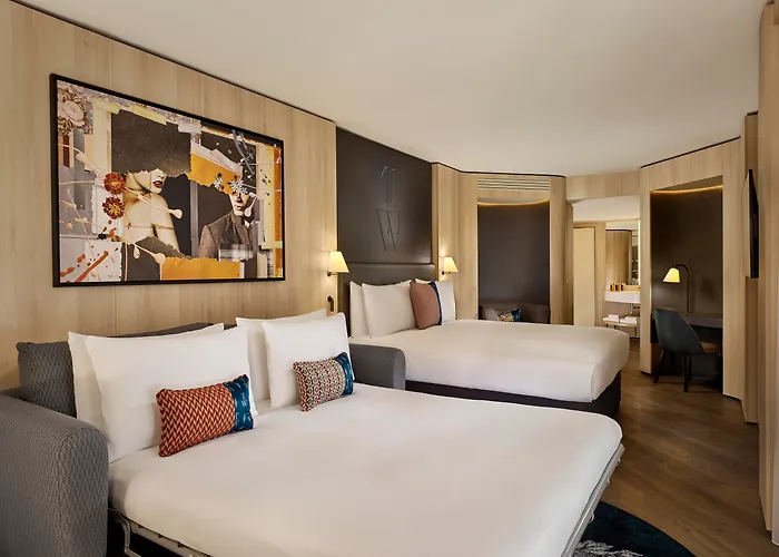 Отель Mint Hotel Westminster 