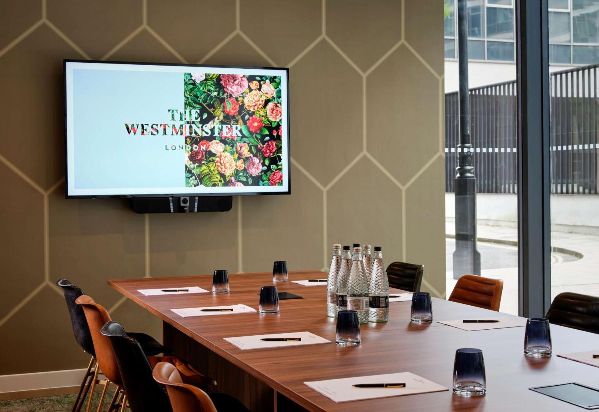 The Westminster London, Curio Collection By Hilton Отель Лондон
