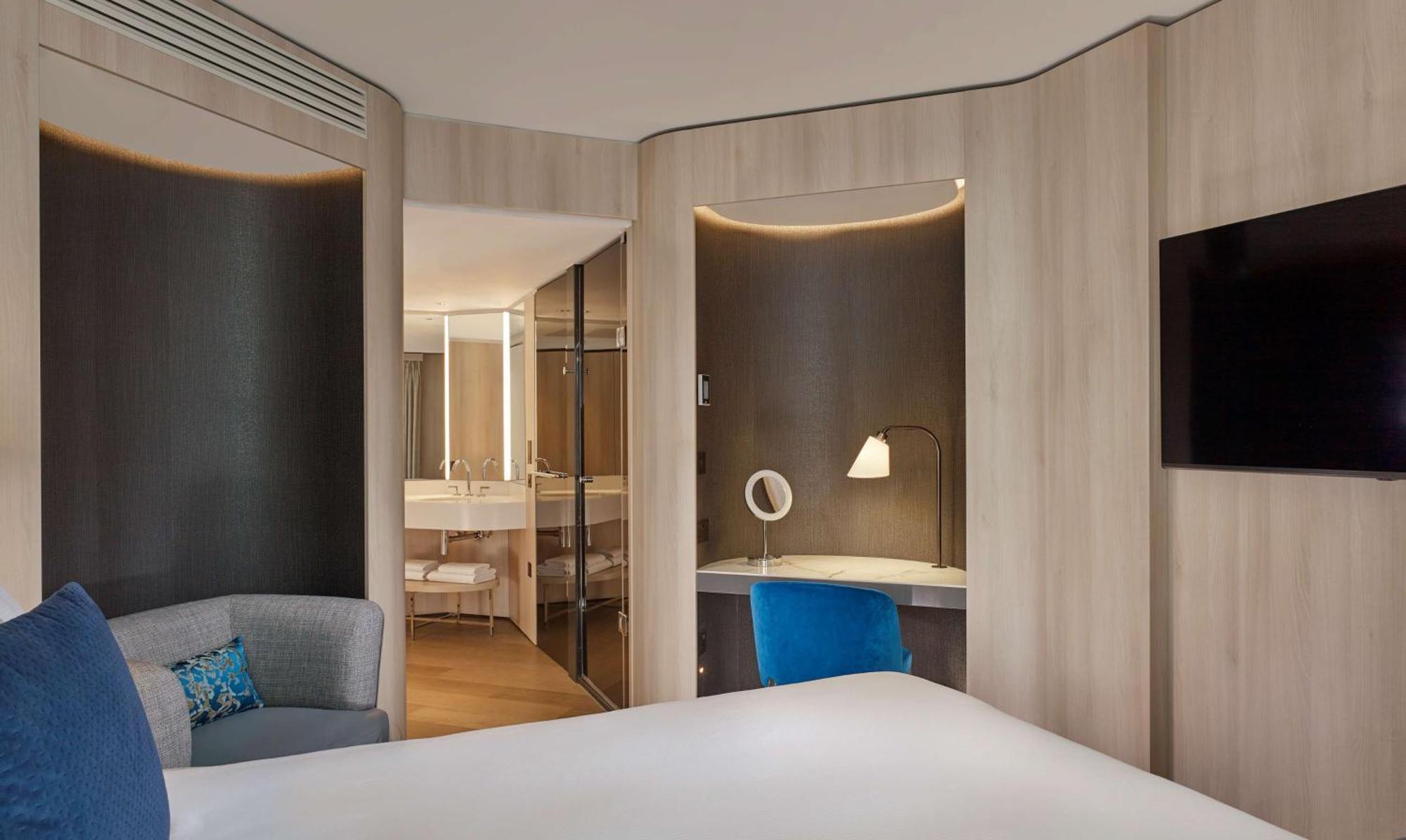Отель The Westminster London, Curio Collection By Hilton