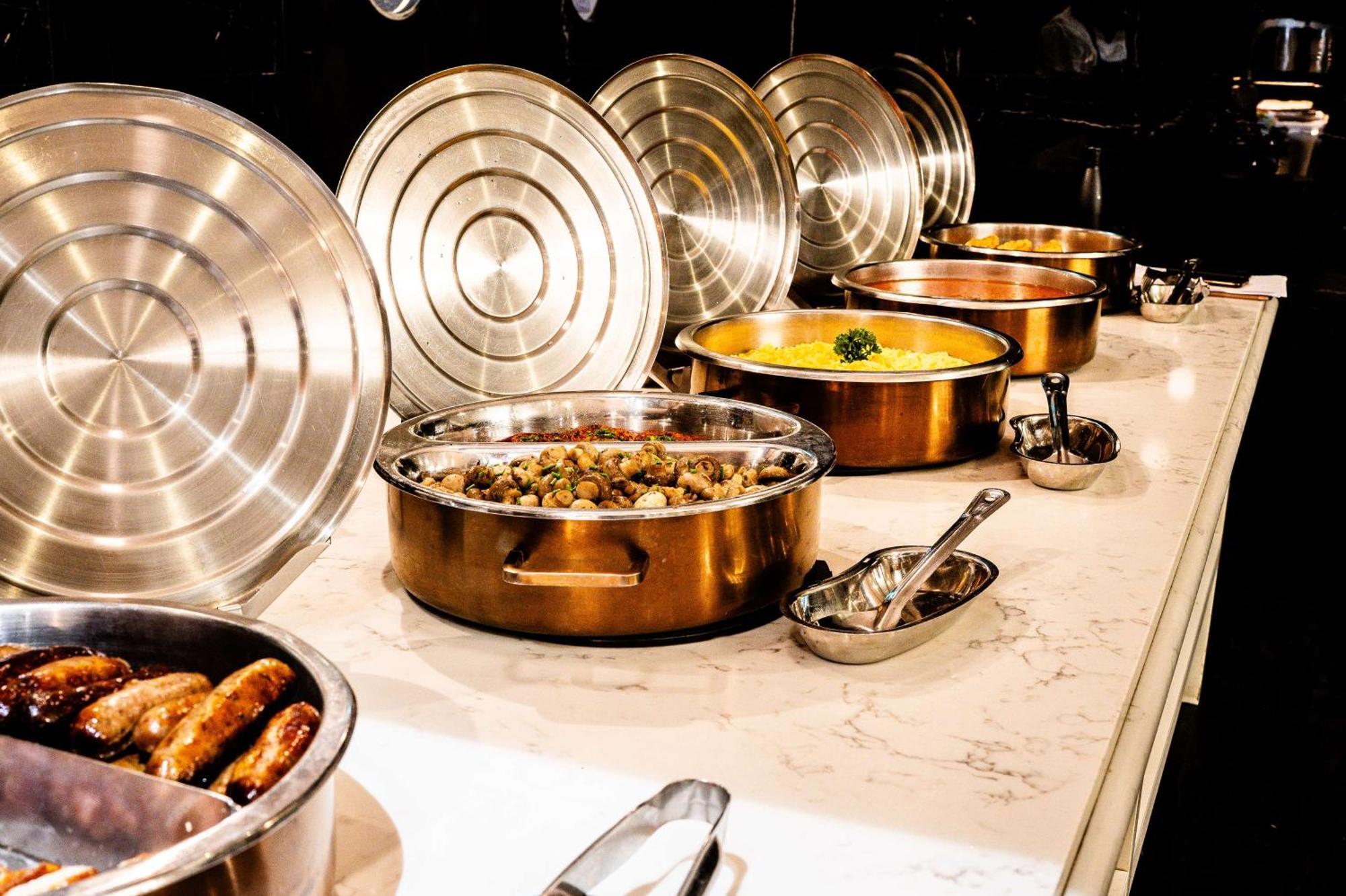 Отель The Westminster London, Curio Collection By Hilton
